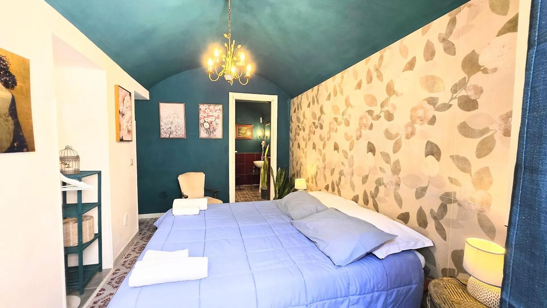 Hotel Casaro Palermo 0*,  Italia